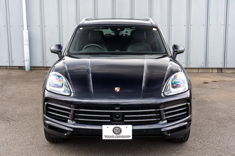 ポルシェ カイエン ﾍﾞｰｽｸﾞﾚｰﾄﾞ ｽﾎﾟｰﾂｸﾛﾉPKG　ﾌﾞﾗｯｸﾚｻﾞｰｼｰﾄ ﾊﾟﾉﾗﾏﾙｰﾌ PCM CarPlay PASM/ｴｱｻｽ PDLS ｴﾝﾄﾘｰD BOSE ｱﾝﾋﾞｴﾝﾄﾗｲﾄ ACC ｶｲｴﾝS19ｲﾝﾁAW　2年保証