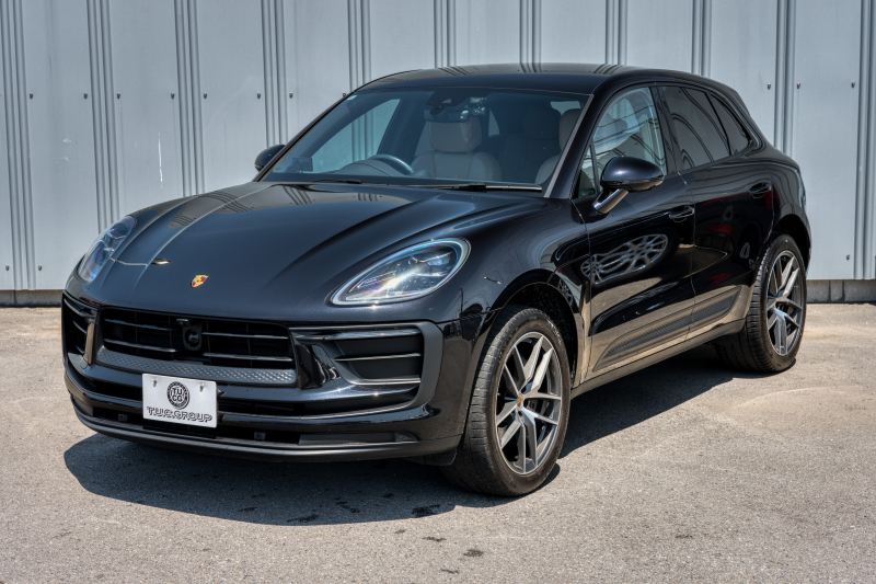 ポルシェ マカン ﾍﾞｰｽｸﾞﾚｰﾄﾞ　MY23 1ｵｰﾅｰ ﾍﾞｰｼﾞｭﾚｻﾞｰｼｰﾄ PCMﾅﾋﾞ CarPlay ｱﾗｳﾝﾄﾞﾋﾞｭｰ ACC ﾚｰﾝｷｰﾌﾟ PDLS ｴﾝﾄﾘｰD ﾏｶﾝS20 ｲﾝﾁAW　2年保証