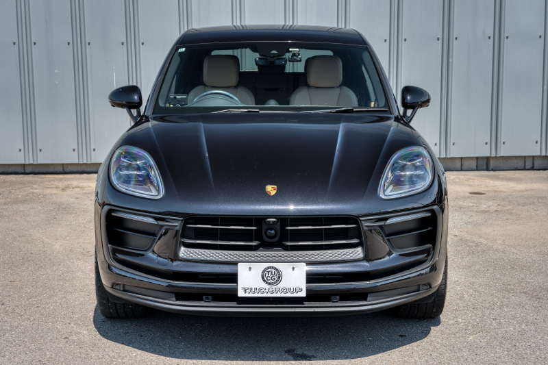 ポルシェ マカン ﾍﾞｰｽｸﾞﾚｰﾄﾞ　MY23 1ｵｰﾅｰ ﾍﾞｰｼﾞｭﾚｻﾞｰｼｰﾄ PCMﾅﾋﾞ CarPlay ｱﾗｳﾝﾄﾞﾋﾞｭｰ ACC ﾚｰﾝｷｰﾌﾟ PDLS ｴﾝﾄﾘｰD ﾏｶﾝS20 ｲﾝﾁAW　2年保証