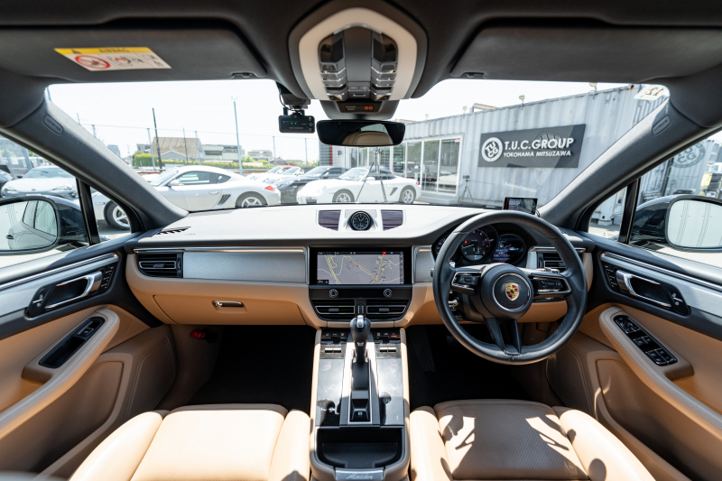 ポルシェ マカン ﾍﾞｰｽｸﾞﾚｰﾄﾞ　MY23 1ｵｰﾅｰ ﾍﾞｰｼﾞｭﾚｻﾞｰｼｰﾄ PCMﾅﾋﾞ CarPlay ｱﾗｳﾝﾄﾞﾋﾞｭｰ ACC ﾚｰﾝｷｰﾌﾟ PDLS ｴﾝﾄﾘｰD ﾏｶﾝS20 ｲﾝﾁAW　2年保証