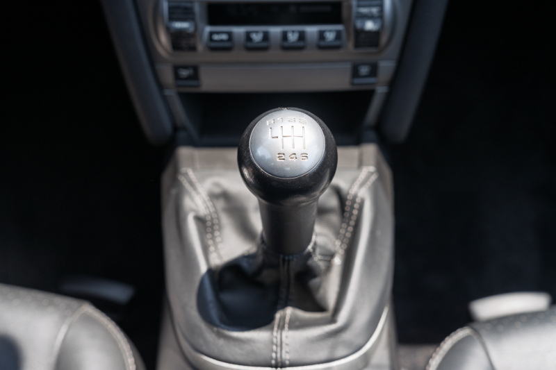 ポルシェ 911(Type997) ｶﾚﾗ4　ﾌﾞﾗｯｸﾚｻﾞｰｼｰﾄ ｼｰﾄﾋｰﾀｰ ｱﾙｶﾝﾀｰﾗﾙｰﾌﾗｲﾅｰ ｸﾗﾘｵﾝﾅﾋﾞ ｵｰﾄｴｱｺﾝ PSM ｷｾﾉﾝﾗｲﾄ F/Rﾌｫｸﾞ ｶﾚﾗ18ｲﾝﾁAW ﾘｱﾜｲﾊﾟｰ　2年保証