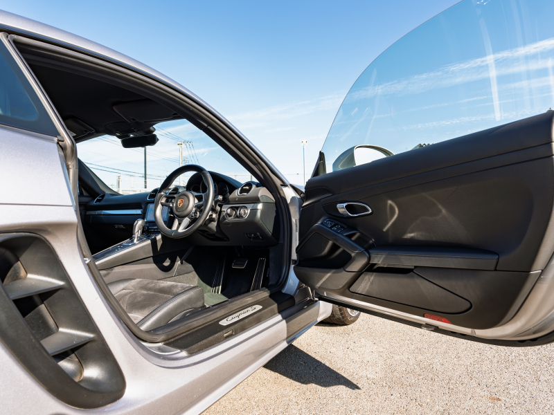ポルシェ 718 ケイマン S ｽﾎﾟｰﾂｸﾛﾉPKG　ﾌﾞﾗｯｸﾊｰﾌﾚｻﾞｰｼｰﾄ PCMﾅﾋﾞ AppleCarplay ﾊﾟﾄﾞﾙ TPM ｷｾﾉﾝ 電格ﾐﾗｰ 911ﾀｰﾎﾞ20ｲﾝﾁAW ﾊﾟｰｸｱｼｽﾄ　2年保証