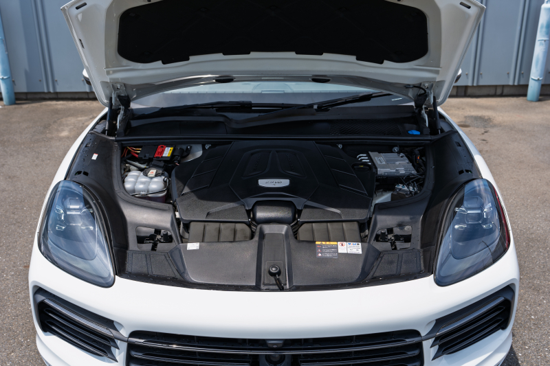 ポルシェ カイエン S　ｽﾚｰﾄｸﾞﾚｰﾚｻﾞｰｼｰﾄ ｼｰﾄﾋｰﾀｰ PCM CarPlay PASM PDLS ｴﾝﾄﾘｰD ﾌｯﾄﾄﾗﾝｸｵｰﾌﾟﾅｰ ACC ｶｲｴﾝﾀｰﾎﾞ21ｲﾝﾁAW ｽﾎﾟｰﾂﾃｰﾙﾊﾟｲﾌﾟ　2年保証