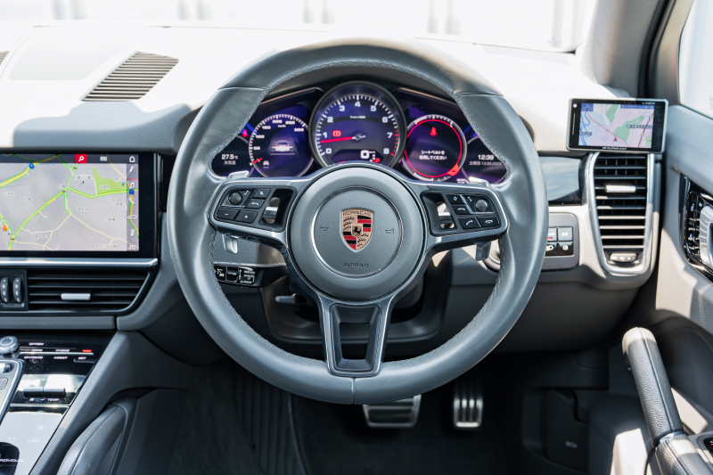 ポルシェ カイエン S　ｽﾚｰﾄｸﾞﾚｰﾚｻﾞｰｼｰﾄ ｼｰﾄﾋｰﾀｰ PCM CarPlay PASM PDLS ｴﾝﾄﾘｰD ﾌｯﾄﾄﾗﾝｸｵｰﾌﾟﾅｰ ACC ｶｲｴﾝﾀｰﾎﾞ21ｲﾝﾁAW ｽﾎﾟｰﾂﾃｰﾙﾊﾟｲﾌﾟ　2年保証