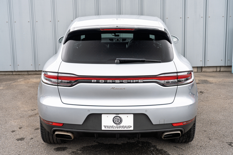 ポルシェ マカン ﾍﾞｰｽｸﾞﾚｰﾄﾞ　ｽﾎﾟｰﾂｸﾛﾉPKG ﾌﾞﾗｯｸﾚｻﾞｰｼｰﾄ ｼｰﾄﾋｰﾀｰ PCMﾅﾋﾞ AppleCarPlay ｱﾗｳﾝﾄﾞﾋﾞｭｰ ｴﾝﾄﾘｰﾄﾞﾗｲﾌﾞ ACC ﾚｰﾝﾁｪﾝｼﾞ TPM ﾏｶﾝS18ｲﾝﾁAW　2年保証