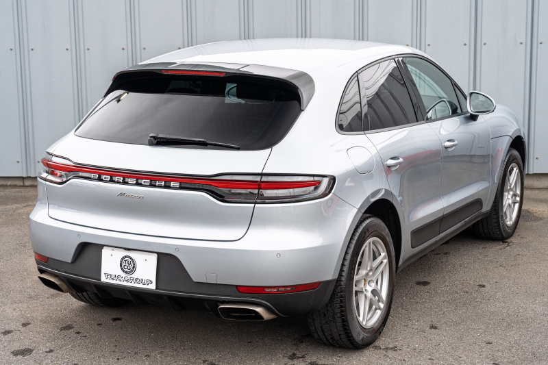ポルシェ マカン ﾍﾞｰｽｸﾞﾚｰﾄﾞ　ｽﾎﾟｰﾂｸﾛﾉPKG ﾌﾞﾗｯｸﾚｻﾞｰｼｰﾄ ｼｰﾄﾋｰﾀｰ PCMﾅﾋﾞ AppleCarPlay ｱﾗｳﾝﾄﾞﾋﾞｭｰ ｴﾝﾄﾘｰﾄﾞﾗｲﾌﾞ ACC ﾚｰﾝﾁｪﾝｼﾞ TPM ﾏｶﾝS18ｲﾝﾁAW　2年保証