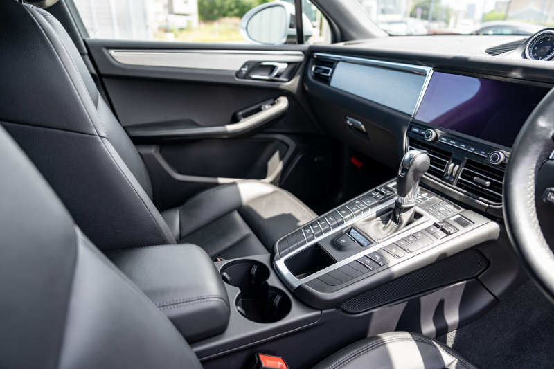 ポルシェ マカン S ﾃｸﾉﾛｼﾞｰｴﾃﾞｨｼｮﾝ　特別仕様車 ﾌﾞﾗｯｸﾚｻﾞｰｼｰﾄ 前後ｼｰﾄﾋｰﾀｰ PCMﾅﾋﾞ CarPlay ｱﾗｳﾝﾄﾞﾋﾞｭｰ ACC ｴﾝﾄﾘｰﾄﾞﾗｲﾌﾞ PASM BOSE PDLS ﾏｶﾝﾀｰﾎﾞ20ｲﾝﾁAW　2年保証