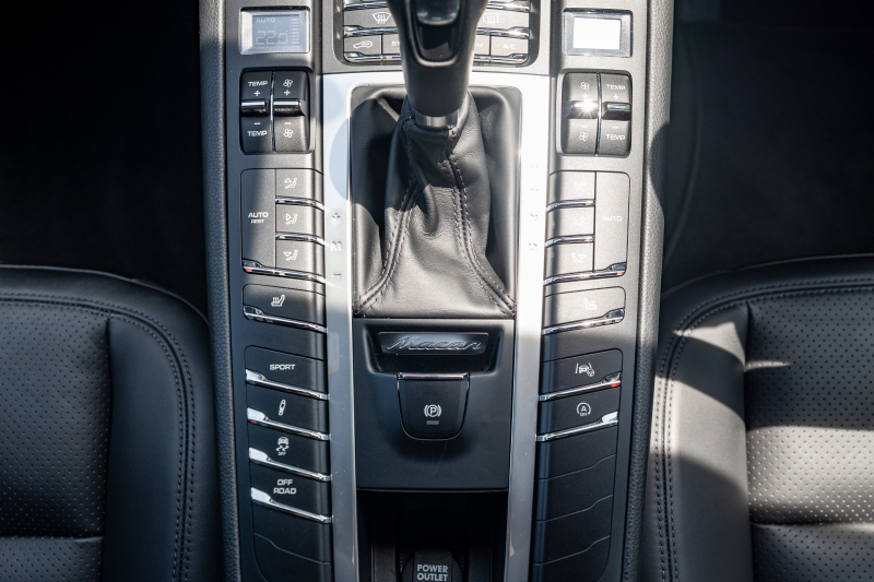 ポルシェ マカン S ﾃｸﾉﾛｼﾞｰｴﾃﾞｨｼｮﾝ　特別仕様車 ﾌﾞﾗｯｸﾚｻﾞｰｼｰﾄ 前後ｼｰﾄﾋｰﾀｰ PCMﾅﾋﾞ CarPlay ｱﾗｳﾝﾄﾞﾋﾞｭｰ ACC ｴﾝﾄﾘｰﾄﾞﾗｲﾌﾞ PASM BOSE PDLS ﾏｶﾝﾀｰﾎﾞ20ｲﾝﾁAW　2年保証