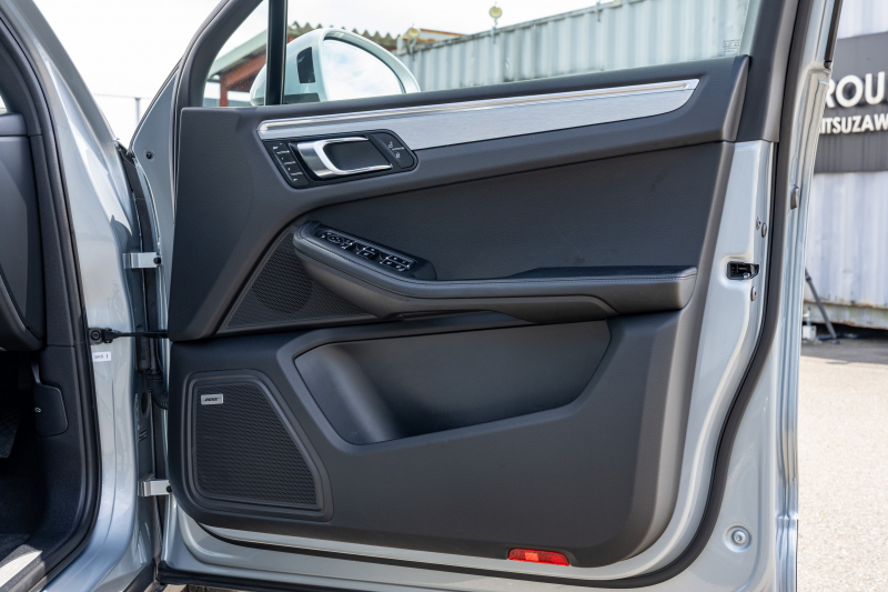 ポルシェ マカン S ﾃｸﾉﾛｼﾞｰｴﾃﾞｨｼｮﾝ　特別仕様車 ﾌﾞﾗｯｸﾚｻﾞｰｼｰﾄ 前後ｼｰﾄﾋｰﾀｰ PCMﾅﾋﾞ CarPlay ｱﾗｳﾝﾄﾞﾋﾞｭｰ ACC ｴﾝﾄﾘｰﾄﾞﾗｲﾌﾞ PASM BOSE PDLS ﾏｶﾝﾀｰﾎﾞ20ｲﾝﾁAW　2年保証