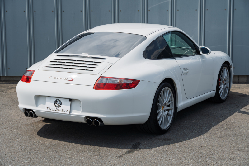 ポルシェ 911(Type997) ｶﾚﾗS ｽﾎﾟｰﾂｸﾛﾉﾊﾟｯｹｰｼﾞ　ﾌﾞﾗｯｸﾚｻﾞｰｽﾎﾟｰﾂｼｰﾄ+ ｶﾛｯﾂｪﾘｱﾅﾋﾞ PASM ｵｰﾄｴｱｺﾝ PSM ｷｾﾉﾝﾍｯﾄﾞﾗｲﾄ ｶﾗｰｸﾚｽﾄｾﾝﾀｰｷｬｯﾌﾟ ｽﾎﾟｰﾂﾃﾞｻﾞｲﾝ19ｲﾝﾁAW　2年保証