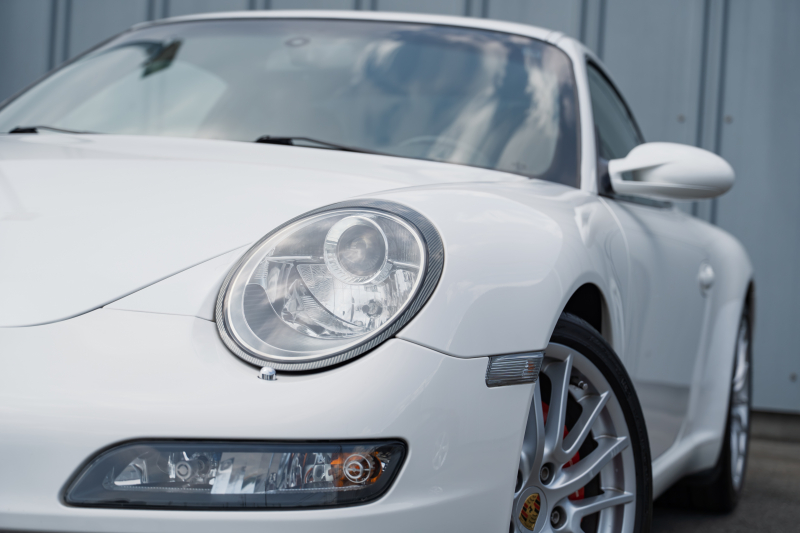 ポルシェ 911(Type997) ｶﾚﾗS ｽﾎﾟｰﾂｸﾛﾉﾊﾟｯｹｰｼﾞ　ﾌﾞﾗｯｸﾚｻﾞｰｽﾎﾟｰﾂｼｰﾄ+ ｶﾛｯﾂｪﾘｱﾅﾋﾞ PASM ｵｰﾄｴｱｺﾝ PSM ｷｾﾉﾝﾍｯﾄﾞﾗｲﾄ ｶﾗｰｸﾚｽﾄｾﾝﾀｰｷｬｯﾌﾟ ｽﾎﾟｰﾂﾃﾞｻﾞｲﾝ19ｲﾝﾁAW　2年保証