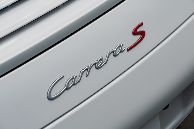 ポルシェ 911(Type997) ｶﾚﾗS ｽﾎﾟｰﾂｸﾛﾉﾊﾟｯｹｰｼﾞ　ﾌﾞﾗｯｸﾚｻﾞｰｽﾎﾟｰﾂｼｰﾄ+ ｶﾛｯﾂｪﾘｱﾅﾋﾞ PASM ｵｰﾄｴｱｺﾝ PSM ｷｾﾉﾝﾍｯﾄﾞﾗｲﾄ ｶﾗｰｸﾚｽﾄｾﾝﾀｰｷｬｯﾌﾟ ｽﾎﾟｰﾂﾃﾞｻﾞｲﾝ19ｲﾝﾁAW　2年保証