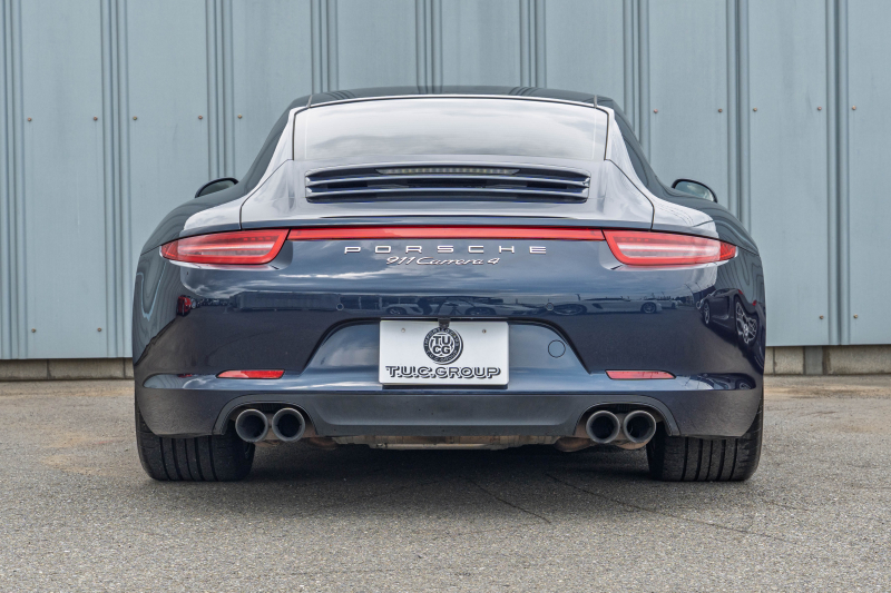 ポルシェ 911(Type991.1) ｶﾚﾗ4　ﾌﾞﾗｯｸﾚｻﾞｰｼｰﾄ ｼｰﾄﾋｰﾀｰ ﾍﾞﾝﾁﾚｰﾀｰ ｸﾗﾘｵﾝﾅﾋﾞ ﾌﾙｾｸﾞTV PASM PDLS ｴﾝﾄﾘｰﾄﾞﾗｲﾌﾞ ｽﾃｱﾘﾝｸﾞﾋｰﾀｰ ﾊﾟｰｸｱｼｽﾄ ｵｰﾄｴｱｺﾝ 電動ﾄﾞｱﾐﾗｰ ｶﾚﾗ19ｲﾝﾁAW　2年保証