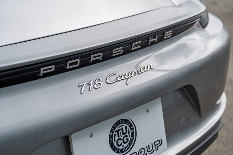 ポルシェ 718 ケイマン ﾍﾞｰｽｸﾞﾚｰﾄﾞ　ﾂｰﾄﾝﾚｻﾞｰPKG(ﾌﾞﾗｯｸ/ﾎﾞﾙﾄﾞｰﾚｯﾄﾞ) ｼｰﾄﾋｰﾀｰ PCMﾅﾋﾞ AppleCarPlay ﾊﾞｯｸｶﾒﾗ DSRC ｵｰﾄｴｱｺﾝ 電動ﾄﾞｱﾐﾗｰ ﾄﾞﾗｲﾌﾞﾚｺｰﾀﾞｰ TPM ﾎﾞｸｽﾀｰ18ｲﾝﾁｱﾙﾐﾎｲｰﾙ　2年保証