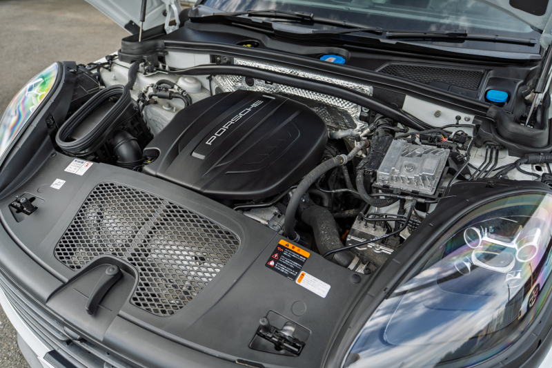 ポルシェ マカン ﾍﾞｰｽｸﾞﾚｰﾄﾞ ｽﾎﾟｰﾂｸﾛﾉPKG　ﾚｻﾞｰPKG ﾌﾞﾗｯｸﾚｻﾞｰｼｰﾄ ｼｰﾄﾋｰﾀｰ PCMﾅﾋﾞ AppleCarPlay ｱﾗｳﾝﾄﾞﾋﾞｭｰ PASM ｴﾝﾄﾘｰﾄﾞﾗｲﾌﾞ ACC ﾚｰﾝﾁｪﾝｼﾞ TPM ﾏｶﾝｽﾎﾟｰﾂ19ｲﾝﾁAW　2年保証