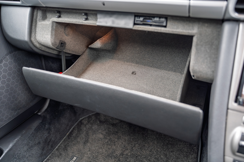 ポルシェ 911(Type997) S　ﾌﾞﾗｯｸﾚｻﾞｰｼｰﾄ ｼｰﾄﾋｰﾀｰ ﾚｯﾄﾞﾊﾟﾅｿﾆｯｸﾅﾋﾞ ﾌﾙｾｸﾞTV ｽﾎﾟｰﾂｽﾃｱ ｷｾﾉﾝ F/Rﾌｫｸﾞ PASM ｵｰﾄｴｱｺﾝ ｶﾚﾗS19ｲﾝﾁAW ETC　2年保証