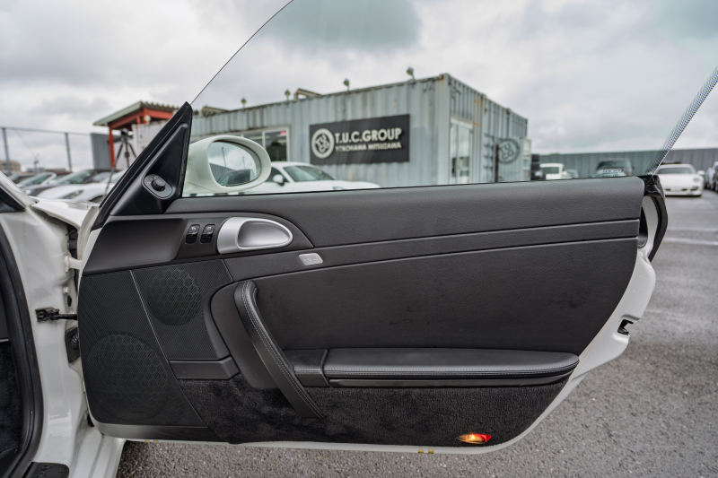 ポルシェ 911(Type997) S　ﾌﾞﾗｯｸﾚｻﾞｰｼｰﾄ ｼｰﾄﾋｰﾀｰ ﾚｯﾄﾞﾊﾟﾅｿﾆｯｸﾅﾋﾞ ﾌﾙｾｸﾞTV ｽﾎﾟｰﾂｽﾃｱ ｷｾﾉﾝ F/Rﾌｫｸﾞ PASM ｵｰﾄｴｱｺﾝ ｶﾚﾗS19ｲﾝﾁAW ETC　2年保証