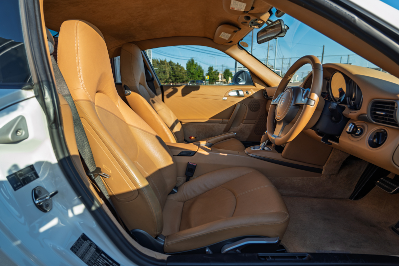ポルシェ 911(Type997) ｶﾚﾗ ｽﾎﾟｰﾂｸﾛﾉPKG　後期ﾓﾃﾞﾙ 7速PDK ｻﾝﾄﾞﾍﾞｰｼﾞｭﾚｻﾞｰｼｰﾄ ｼｰﾄﾋｰﾀｰ ｱﾙｶﾝﾀｰﾗﾙｰﾌﾗｲﾅｰ ｶﾛｯﾂｪﾘｱﾅﾋﾞ ﾌﾙｾｸﾞ ﾀﾞｲﾅﾐｯｸｺｰﾅﾘﾝｸﾞﾗｲﾄ ARQRAYﾏﾌﾗｰ momo20ｲﾝﾁAW　2年保証