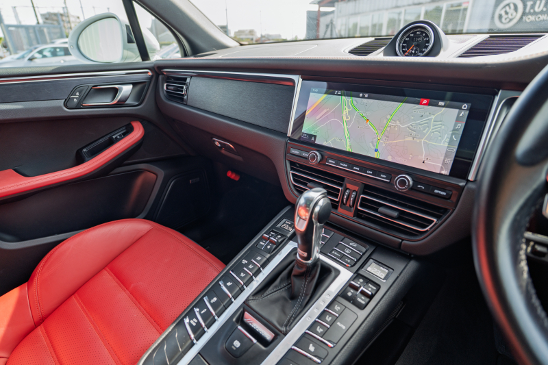 ポルシェ マカン GTS ｽﾎﾟｰﾂｸﾛﾉPKG　ﾚｻﾞｰPKG(ｶﾞｰﾈｯﾄﾚｯﾄﾞ) ﾊﾟﾉﾗﾏSR PCM AppleCarPlay ｽﾎﾟｴｸﾞACC ﾚｰﾝｷｰﾌﾟ ｴﾝﾄﾘｰﾄﾞﾗｲﾌﾞ PASM PDLS BOSE RSｽﾊﾟｲﾀﾞｰ20AW　2年保証