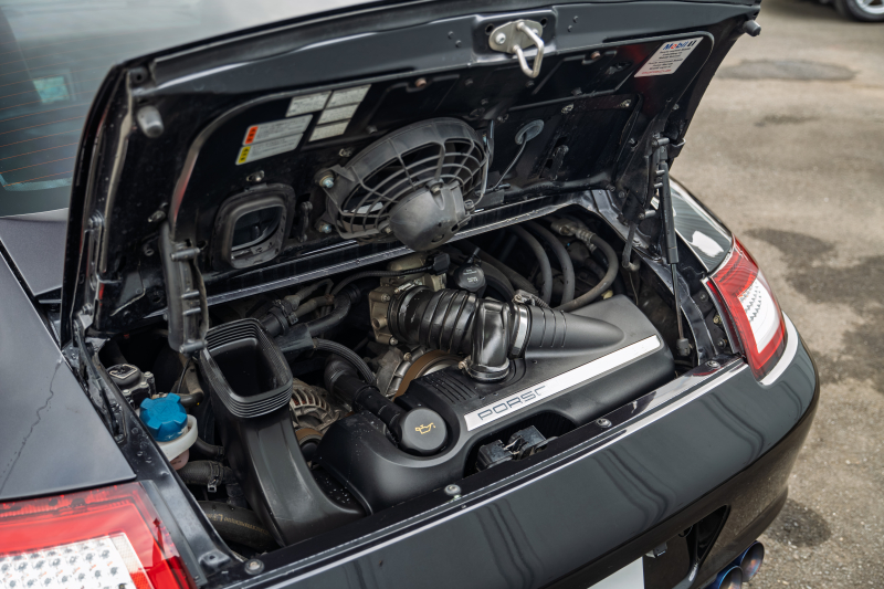 ポルシェ 911(Type997) ｶﾚﾗ　GT3ﾙｯｸﾊﾞﾝﾊﾟｰ ﾌﾞﾗｯｸﾚｻﾞｰｼｰﾄ ｱﾙｶﾝﾀｰﾗﾙｰﾌﾗｲﾅｰ ﾊﾟﾅｿﾆｯｸﾅﾋﾞ ﾌﾙｾｸﾞTV ｵｰﾄｴｱｺﾝ PSM ｷｾﾉﾝﾗｲﾄ F/Rﾌｫｸﾞ 991ｶﾚﾗS20ｲﾝﾁAW　2年保証