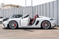 ポルシェ 718スパイダー ｽﾊﾟｲﾀﾞｰｸﾗｼｯｸｲﾝﾃﾘｱ ｽﾎﾟｰﾂｸﾛﾉPKG　ｽﾎﾟｰﾂｼｰﾄ･ﾌﾟﾗｽ ﾌﾞﾗｯｸｿﾌﾄﾄｯﾌﾟ PCMﾅﾋﾞ ｽﾎﾟｰﾂｴｸﾞｿﾞｰｽﾄ PASM ｱﾙｶﾝﾀｰﾗGTｽﾎﾟｽﾃ 718ｽﾊﾟｲﾀﾞｰ20ｲﾝﾁAW　2年保証