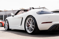 ポルシェ 718スパイダー ｽﾊﾟｲﾀﾞｰｸﾗｼｯｸｲﾝﾃﾘｱ ｽﾎﾟｰﾂｸﾛﾉPKG　ｽﾎﾟｰﾂｼｰﾄ･ﾌﾟﾗｽ ﾌﾞﾗｯｸｿﾌﾄﾄｯﾌﾟ PCMﾅﾋﾞ ｽﾎﾟｰﾂｴｸﾞｿﾞｰｽﾄ PASM ｱﾙｶﾝﾀｰﾗGTｽﾎﾟｽﾃ 718ｽﾊﾟｲﾀﾞｰ20ｲﾝﾁAW　2年保証