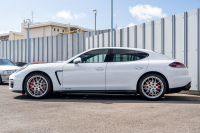 ポルシェ パナメーラ GTS ｽﾎﾟｰﾂｸﾛﾉPKG　後期 ﾌﾞﾗｯｸﾊｰﾌﾚｻﾞｰ ﾅﾋﾞTV ｽﾎﾟｰﾂｴｸﾞｿﾞｰｽﾄ ｽﾎﾟｰﾂﾃﾞｻﾞｲﾝｽﾃｱ PDLSﾌﾟﾗｽ PASM/ｴｱｻｽ ｸﾙｺﾝ BOSE RSｽﾊﾟｲﾀﾞｰ20AW　2年保証