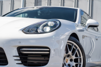 ポルシェ パナメーラ GTS ｽﾎﾟｰﾂｸﾛﾉPKG　後期 ﾌﾞﾗｯｸﾊｰﾌﾚｻﾞｰ ﾅﾋﾞTV ｽﾎﾟｰﾂｴｸﾞｿﾞｰｽﾄ ｽﾎﾟｰﾂﾃﾞｻﾞｲﾝｽﾃｱ PDLSﾌﾟﾗｽ PASM/ｴｱｻｽ ｸﾙｺﾝ BOSE RSｽﾊﾟｲﾀﾞｰ20AW　2年保証