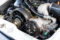 ポルシェ 911(Type964) ｶﾚﾗ2　正規ﾃﾞｨｰﾗｰ車 5速ﾏﾆｭｱﾙ 3.6L水平対向6気筒OHCｴﾝｼﾞﾝ/250PS 4Wayﾚｻﾞｰｼｰﾄ 純正ﾀｰﾎﾞﾐﾗｰ ﾋﾞﾙｼｭﾀｲﾝ車高調 Cupﾀｲﾌﾟ17ｲﾝﾁAW　ｴﾝｼﾞﾝO/H済み