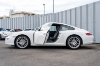 ポルシェ 911(Type997) ｶﾚﾗ ｴｸｽｸﾙｰｼﾌﾞED ｽﾎﾟｰﾂｸﾛﾉPKG　75台限定 ﾌﾞﾗｯｸﾚｻﾞｰｼｰﾄ ｸﾗﾘｵﾝﾅﾋﾞ ﾌﾙｾｸﾞTV PASM ｽﾎﾟｰﾂﾃﾞｻﾞｲﾝ19ｲﾝﾁAW ｷｾﾉﾝ ｶｰﾎﾞﾝｲﾝﾃﾘｱ　2年保証