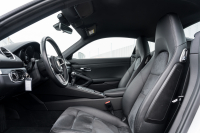 ポルシェ 718 ケイマン ｽﾎﾟｰﾂｸﾛﾉPKG　MY18 6速MT ﾌﾞﾗｯｸﾊｰﾌﾚｻﾞｰ PCMﾅﾋﾞ AppleCarPlay ｽﾎﾟｰﾂｴｸﾞｿﾞｰｽﾄ PASM ｷｾﾉﾝ ｵｰﾄｴｱｺﾝ TPM ｹｲﾏﾝS19ｲﾝﾁAW　2年保証