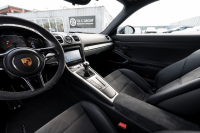 ポルシェ ケイマン(Type981) GT4 ｽﾎﾟｰﾂｸﾛﾉPKG　MY16 6速ﾏﾆｭｱﾙ ｽﾎﾟｰﾂｼｰﾄ･ﾌﾟﾗｽ ｸﾗﾘｵﾝﾅﾋﾞ ﾌﾙｾｸﾞTV ｽﾎﾟｰﾂｴｸﾞｿﾞｰｽﾄ PASM ｵｰﾄｴｱｺﾝ TPM GT4専用20ｲﾝﾁAW　2年保証