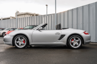 ポルシェ ボクスター(Type987) S　MY08 ﾌﾞﾗｯｸﾚｻﾞｰｲﾝﾃﾘｱ ｱﾀﾞﾌﾟﾃｨﾌﾞｽﾎﾟｰﾂｼｰﾄ ｼｰﾄﾋｰﾀｰ ｷｾﾉﾝﾍｯﾄﾞﾗｲﾄ ｸﾙｺﾝ ﾎﾞｸｽﾀｰS18ｲﾝﾁAW ｶﾗｰｸﾚｽﾄｾﾝﾀｰｷｬｯﾌﾟ ｵｰﾄｴｱｺﾝ 　2年保証