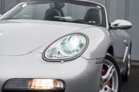 ポルシェ ボクスター(Type987) S　MY08 ﾌﾞﾗｯｸﾚｻﾞｰｲﾝﾃﾘｱ ｱﾀﾞﾌﾟﾃｨﾌﾞｽﾎﾟｰﾂｼｰﾄ ｼｰﾄﾋｰﾀｰ ｷｾﾉﾝﾍｯﾄﾞﾗｲﾄ ｸﾙｺﾝ ﾎﾞｸｽﾀｰS18ｲﾝﾁAW ｶﾗｰｸﾚｽﾄｾﾝﾀｰｷｬｯﾌﾟ ｵｰﾄｴｱｺﾝ 　2年保証