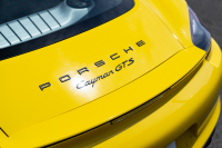 ポルシェ ケイマン(Type981) GTS ｽﾎﾟｰﾂｸﾛﾉPKG　6速MT 左ﾊﾝﾄﾞﾙ ﾌﾞﾗｯｸﾊｰﾌﾚｻﾞｰｽﾎﾟｰﾂｼｰﾄ･ﾌﾟﾗｽ ﾅﾋﾞTV ｽﾎﾟｰﾂｴｸﾞｿﾞｰｽﾄ PASM PDLS ｽﾎﾟｰﾂﾃﾞｻﾞｲﾝｽﾃｱﾘﾝｸﾞ TPM ｶﾚﾗｸﾗｼｯｸ20ｲﾝﾁAW　2年保証