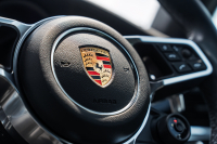 ポルシェ パナメーラ ﾍﾞｰｽｸﾞﾚｰﾄﾞ ｽﾎﾟｰﾂｸﾛﾉPKG　ﾌﾞﾗｯｸﾚｻﾞｰｼｰﾄ PCMﾅﾋﾞ CayPlay LEDﾗｲﾄ PASM/ｴｱｻｽ ｴﾝﾄﾘｰD ACC ﾚｰﾝﾃﾞｨﾊﾟｰﾁｬｰﾜｰﾆﾝｸﾞ ﾊﾟﾅﾒｰﾗﾃﾞｻﾞｲﾝ20ｲﾝﾁAW　2年保証