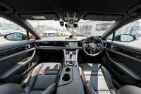 ポルシェ パナメーラ ﾍﾞｰｽｸﾞﾚｰﾄﾞ ｽﾎﾟｰﾂｸﾛﾉPKG　ﾌﾞﾗｯｸﾚｻﾞｰｼｰﾄ PCMﾅﾋﾞ CayPlay LEDﾗｲﾄ PASM/ｴｱｻｽ ｴﾝﾄﾘｰD ACC ﾚｰﾝﾃﾞｨﾊﾟｰﾁｬｰﾜｰﾆﾝｸﾞ ﾊﾟﾅﾒｰﾗﾃﾞｻﾞｲﾝ20ｲﾝﾁAW　2年保証