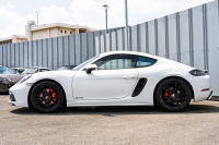 ポルシェ 718 ケイマン GTS ｽﾎﾟｰﾂｸﾛﾉPKG　ﾎﾞﾙﾄﾞｰﾚｯﾄﾞﾚｻﾞｰｲﾝﾃﾘｱ PCMﾅﾋﾞ ｽﾎﾟｴｸﾞ PASM GTｽﾎﾟｰﾂｽﾃｱ TPM ｵｰﾄｴｱｺﾝ ｷｾﾉﾝ 電格ﾐﾗｰ ｶﾚﾗS20ｲﾝﾁAW ﾊﾟｰｸｱｼｽﾄ　2年保証