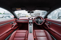 ポルシェ 718 ケイマン GTS ｽﾎﾟｰﾂｸﾛﾉPKG　ﾎﾞﾙﾄﾞｰﾚｯﾄﾞﾚｻﾞｰｲﾝﾃﾘｱ PCMﾅﾋﾞ ｽﾎﾟｴｸﾞ PASM GTｽﾎﾟｰﾂｽﾃｱ TPM ｵｰﾄｴｱｺﾝ ｷｾﾉﾝ 電格ﾐﾗｰ ｶﾚﾗS20ｲﾝﾁAW ﾊﾟｰｸｱｼｽﾄ　2年保証