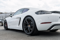 ポルシェ 718 ケイマン GTS ｽﾎﾟｰﾂｸﾛﾉPKG　ﾎﾞﾙﾄﾞｰﾚｯﾄﾞﾚｻﾞｰｲﾝﾃﾘｱ PCMﾅﾋﾞ ｽﾎﾟｴｸﾞ PASM GTｽﾎﾟｰﾂｽﾃｱ TPM ｵｰﾄｴｱｺﾝ ｷｾﾉﾝ 電格ﾐﾗｰ ｶﾚﾗS20ｲﾝﾁAW ﾊﾟｰｸｱｼｽﾄ　2年保証