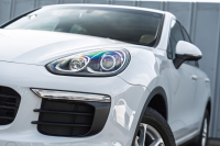 ポルシェ カイエン ﾍﾞｰｽｸﾞﾚｰﾄﾞ　MY16 後期ﾓﾃﾞﾙ ﾍﾞｰｼﾞｭﾚｻﾞｰｼｰﾄ ｼｰﾄﾋｰﾀｰ ﾊﾟﾉﾗﾏｻﾝﾙｰﾌ ｸﾗﾘｵﾝﾅﾋﾞ ﾌﾙｾｸﾞTV ﾊﾞｯｸｶﾒﾗ ｴﾝﾄﾘｰﾄﾞﾗｲﾌﾞ ｸﾙｺﾝ ｷｾﾉﾝﾗｲﾄ ｽﾎﾟｰﾂﾃｰﾙﾊﾟｲﾌﾟ ｶｲｴﾝ18ｲﾝﾁAW　2年保証