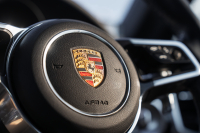 ポルシェ カイエン ﾍﾞｰｽｸﾞﾚｰﾄﾞ　MY16 後期ﾓﾃﾞﾙ ﾍﾞｰｼﾞｭﾚｻﾞｰｼｰﾄ ｼｰﾄﾋｰﾀｰ ﾊﾟﾉﾗﾏｻﾝﾙｰﾌ ｸﾗﾘｵﾝﾅﾋﾞ ﾌﾙｾｸﾞTV ﾊﾞｯｸｶﾒﾗ ｴﾝﾄﾘｰﾄﾞﾗｲﾌﾞ ｸﾙｺﾝ ｷｾﾉﾝﾗｲﾄ ｽﾎﾟｰﾂﾃｰﾙﾊﾟｲﾌﾟ ｶｲｴﾝ18ｲﾝﾁAW　2年保証