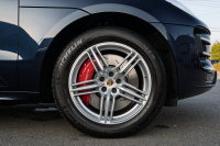 ポルシェ マカン ﾀｰﾎﾞ ﾊﾟｰﾌｫｰﾏﾝｽ ｽﾎﾟｰﾂｸﾛﾉPKG　1ｵｰﾅｰ 440ps ﾌﾞﾗｯｸﾚｻﾞｰｼｰﾄ PCMﾅﾋﾞTV ｱﾗｳﾝﾄﾞﾋﾞｭｰ ｽﾎﾟｴｸﾞ LED/PDLS+ PASM ｴﾝﾄﾘｰﾄﾞﾗｲﾌﾞ ｶｰﾎﾞﾝｲﾝﾃﾘｱP ﾏｶﾝﾃﾞｻﾞｲﾝ19ｲﾝﾁAW　2年保証