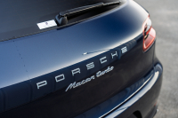 ポルシェ マカン ﾀｰﾎﾞ ﾊﾟｰﾌｫｰﾏﾝｽ ｽﾎﾟｰﾂｸﾛﾉPKG　1ｵｰﾅｰ 440ps ﾌﾞﾗｯｸﾚｻﾞｰｼｰﾄ PCMﾅﾋﾞTV ｱﾗｳﾝﾄﾞﾋﾞｭｰ ｽﾎﾟｴｸﾞ LED/PDLS+ PASM ｴﾝﾄﾘｰﾄﾞﾗｲﾌﾞ ｶｰﾎﾞﾝｲﾝﾃﾘｱP ﾏｶﾝﾃﾞｻﾞｲﾝ19ｲﾝﾁAW　2年保証