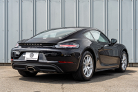 ポルシェ 718 ケイマン ﾍﾞｰｽｸﾞﾚｰﾄﾞ　ﾌﾞﾗｯｸﾊｰﾌﾚｻﾞｰｼｰﾄ ｼｰﾄﾋｰﾀｰ PCMﾅﾋﾞ AppleCarPlay ｷｾﾉﾝ ｵｰﾄｴｱｺﾝ TPM ﾊﾟﾄﾞﾙ 電格ﾐﾗｰ ｹｲﾏﾝ18ｲﾝﾁAW　2年保証