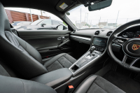 ポルシェ 718 ケイマン ﾍﾞｰｽｸﾞﾚｰﾄﾞ　ﾌﾞﾗｯｸﾊｰﾌﾚｻﾞｰｼｰﾄ ｼｰﾄﾋｰﾀｰ PCMﾅﾋﾞ AppleCarPlay ｷｾﾉﾝ ｵｰﾄｴｱｺﾝ TPM ﾊﾟﾄﾞﾙ 電格ﾐﾗｰ ｹｲﾏﾝ18ｲﾝﾁAW　2年保証