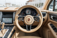 ポルシェ マカン S　ﾍﾞｰｼﾞｭﾊｰﾌﾚｻﾞｰｼｰﾄ ｼｰﾄﾋｰﾀｰ ﾊﾟﾉﾗﾏSR ｸﾗﾘｵﾝﾅﾋﾞTV ｴﾝﾄﾘｰD PDLS ﾊﾟｰｸｾﾝｻｰ BOSE ﾊﾟﾄﾞﾙ 911ﾀｰﾎﾞﾃﾞｻﾞｲﾝ21AW　2年保証