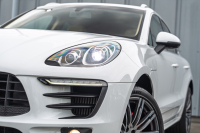 ポルシェ マカン S　ﾍﾞｰｼﾞｭﾊｰﾌﾚｻﾞｰｼｰﾄ ｼｰﾄﾋｰﾀｰ ﾊﾟﾉﾗﾏSR ｸﾗﾘｵﾝﾅﾋﾞTV ｴﾝﾄﾘｰD PDLS ﾊﾟｰｸｾﾝｻｰ BOSE ﾊﾟﾄﾞﾙ 911ﾀｰﾎﾞﾃﾞｻﾞｲﾝ21AW　2年保証