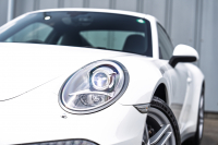 ポルシェ 911(Type991.1) ｶﾚﾗ4　MY16 ﾌﾞﾗｯｸﾚｻﾞｰｽﾎﾟｰﾂｼｰﾄ ｼｰﾄﾋｰﾀｰ ﾅﾋﾞTV ｽﾎﾟｰﾂﾃﾞｻﾞｲﾝｽﾃｱ 電格ﾐﾗｰ ｷｾﾉﾝ ｵｰﾄｴｱｺﾝ ｶﾚﾗ19ｲﾝﾁAW 　2年保証