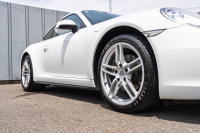 ポルシェ 911(Type991.1) ｶﾚﾗ4　MY16 ﾌﾞﾗｯｸﾚｻﾞｰｽﾎﾟｰﾂｼｰﾄ ｼｰﾄﾋｰﾀｰ ﾅﾋﾞTV ｽﾎﾟｰﾂﾃﾞｻﾞｲﾝｽﾃｱ 電格ﾐﾗｰ ｷｾﾉﾝ ｵｰﾄｴｱｺﾝ ｶﾚﾗ19ｲﾝﾁAW 　2年保証